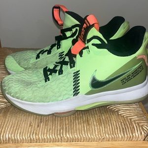 Nike basketball shoes
